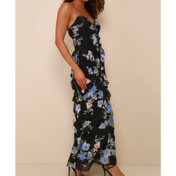 Lulus gown - Picture 3 of 5